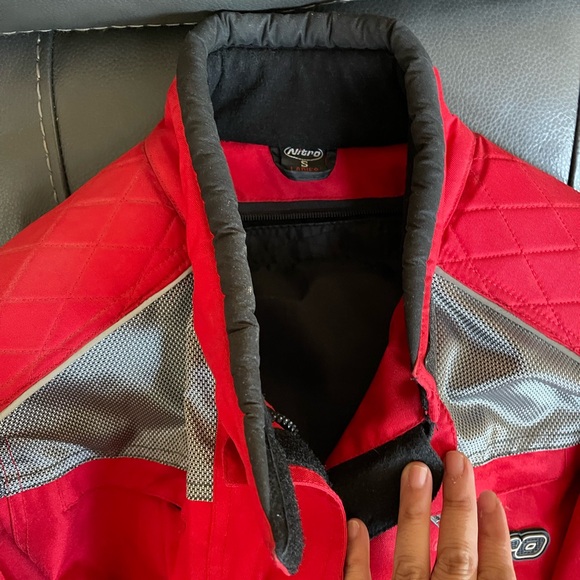 Women’s motorcycle Jacket. Bright red. Great buy - Picture 2 of 2